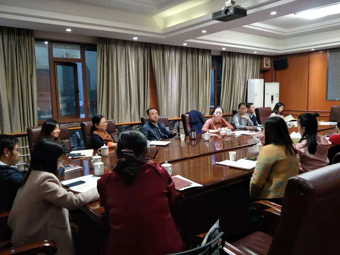 统一思想  凝聚合力  全面掀起学习贯彻集团第一次党代会精神热潮